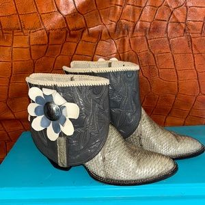 Vintage Handmade booties